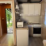 Hébergement de vacances Rustic Catez Ganzes Holzhaus An Sloweniens Groesster Therme Brežice