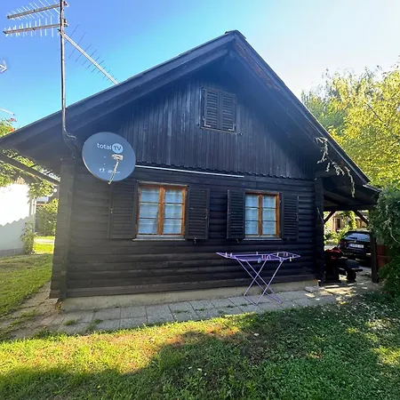 Vikendica Rustic Catez Ganzes Holzhaus An Sloweniens Groesster Therme Brezice