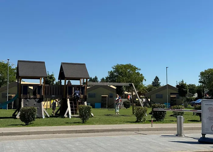 Catez Holzhaus An Der Therme Catez