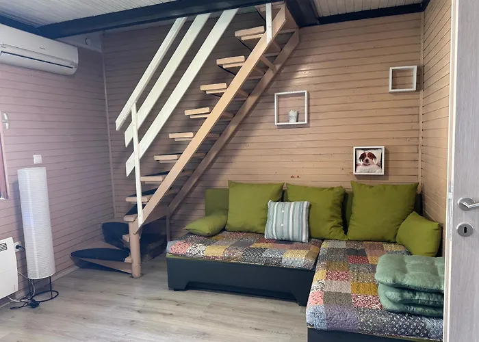 Catez Holzhaus An Der Therme Catez 別荘