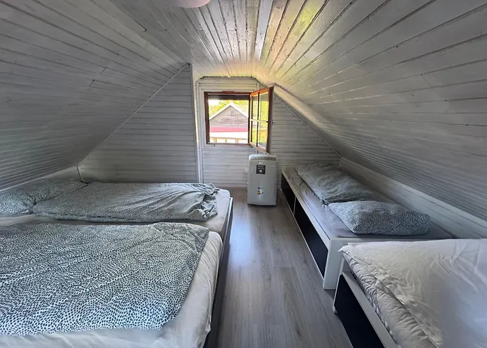 Catez Holzhaus An Der Therme Catez *